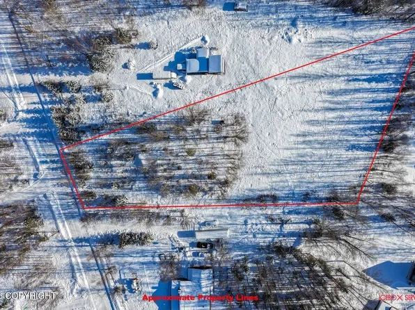 7330 W Island Lake Dr, Wasilla, AK 99623