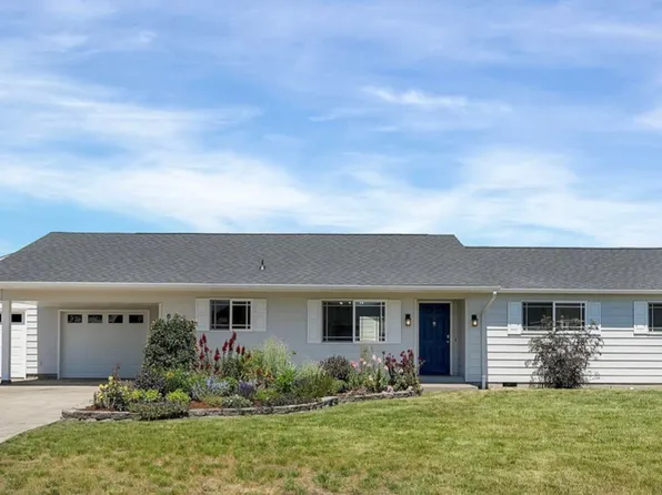 654 Cessna St, Independence, OR 97351