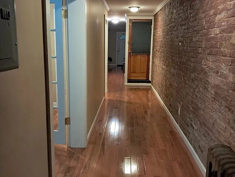 426 Park Pl #1 — Photo 2