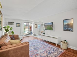 4424 Cedar Lake Rd S APT 1, Minneapolis, MN 55416