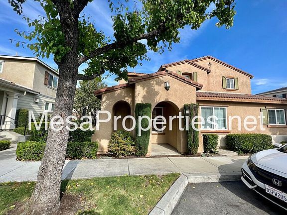 2nd image of 312 N Placer Privado