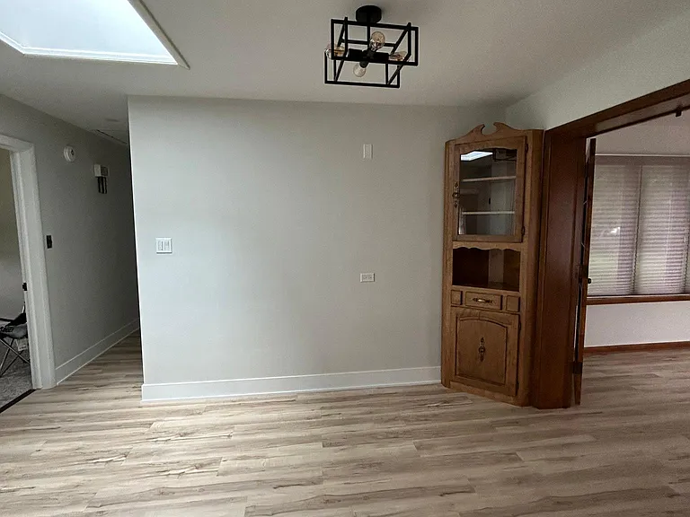 548 South St — Photo 7