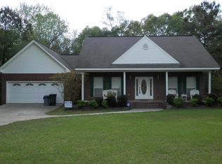 11 Meredith Cir, Sumrall, MS 39482