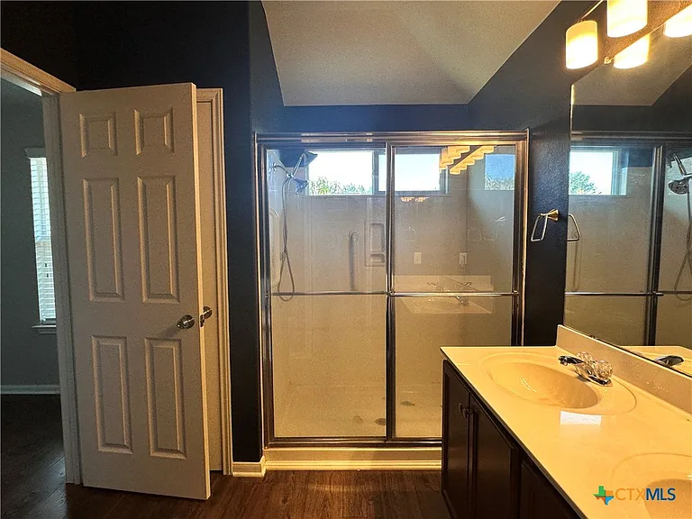417 Capistrano Dr — Photo 17