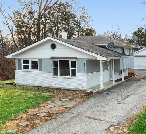 5630 Clarendon Hills Rd Photo 1