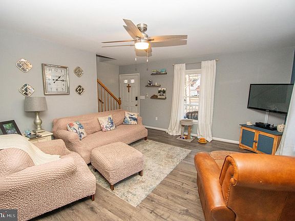4th image of 113 Tall Timber Ln