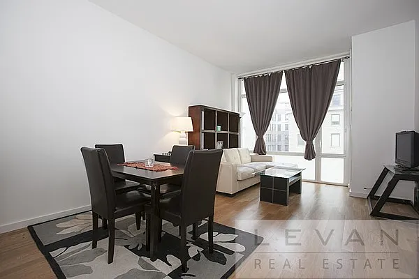 Rented by Levan Real Estate | media 15