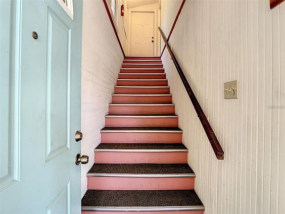 3rd image of 1141 Sunset Point Rd #3