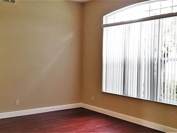 3rd image of 2105 Westbourne Dr