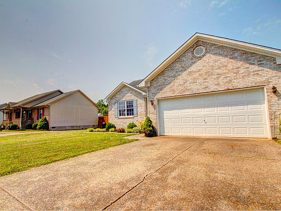 2nd image of 237 Lakes Edge Dr