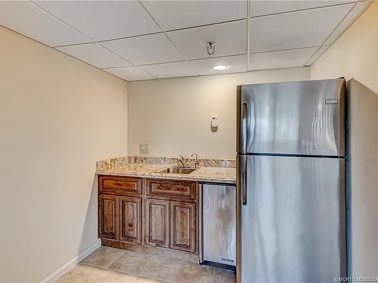 500 Ocean Dr #W-11 — Photo 61