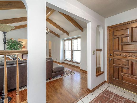 4th image of 10113 W 65th Dr
