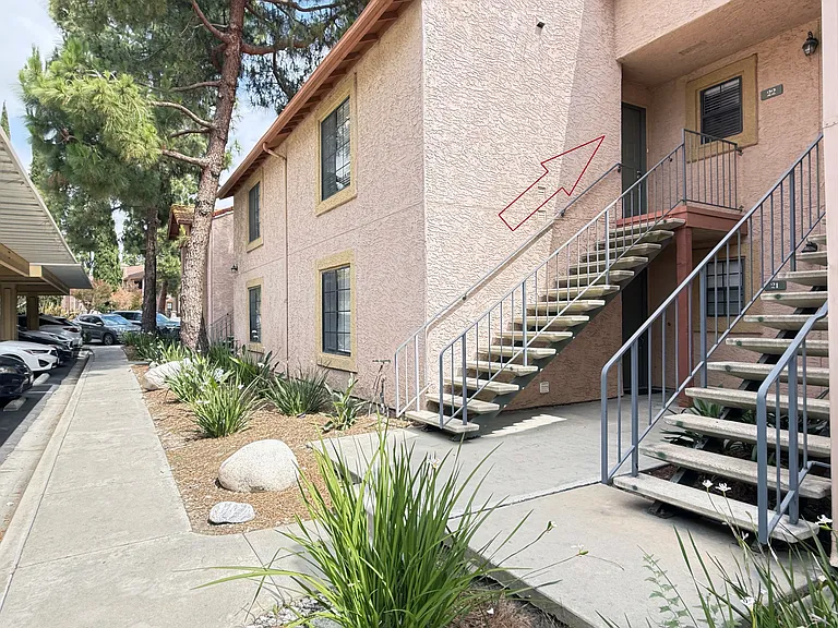 12079 Alta Carmel Ct — Photo 2