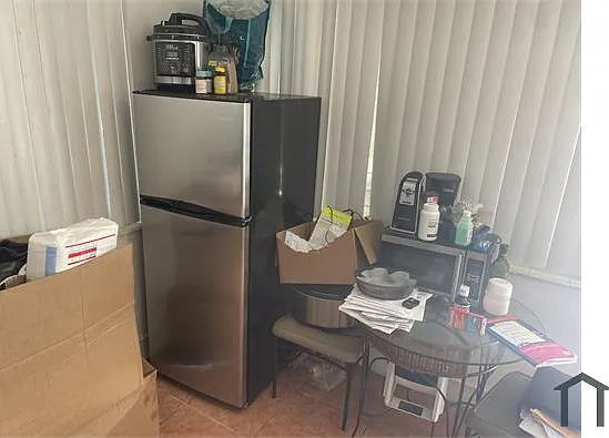 1 bed, 400 sqft, $1,670 — Photo 3
