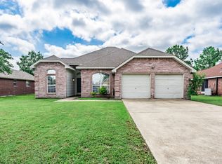 912 Concord St, Forney, TX 75126