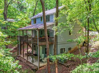 172 W Wilderness Rd, Lake Lure, NC 28746