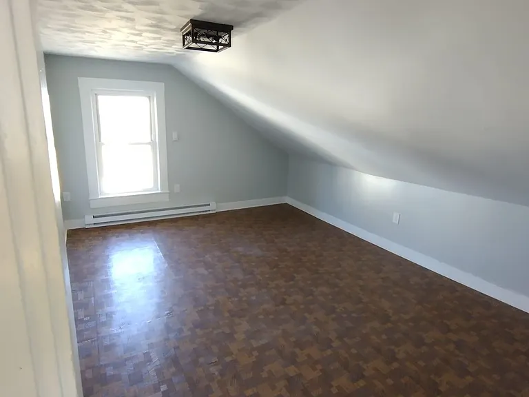 235 Pleasant St #3 — Photo 25