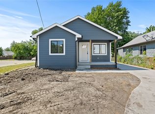1242 E 22nd St, Des Moines, IA 50317