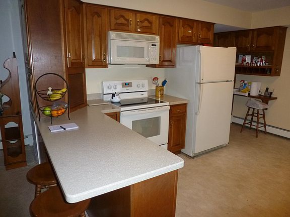 3rd image of 1181 Dow Dr