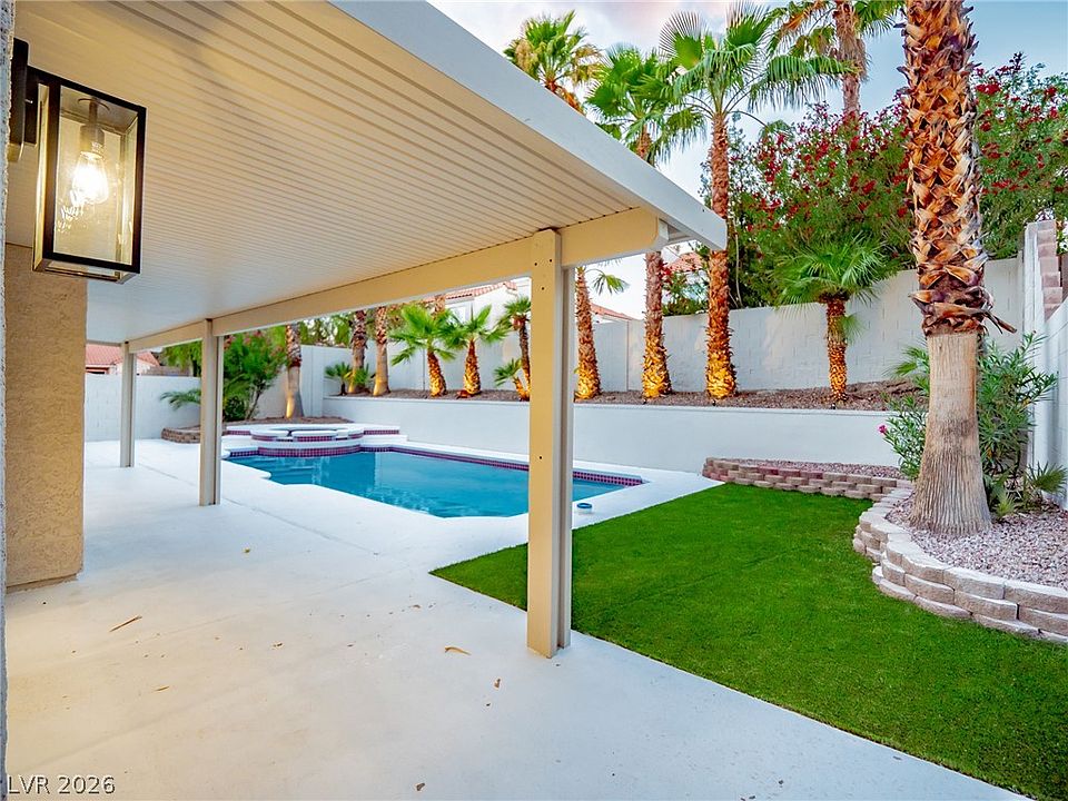 1st image of 2729 Beachside Ct