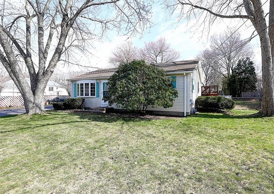509 Walnut Hill Rd, Woonsocket, RI 02895 Zillow
