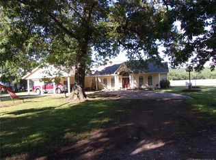 23701 E 730th Rd, Tahlequah, OK 74464