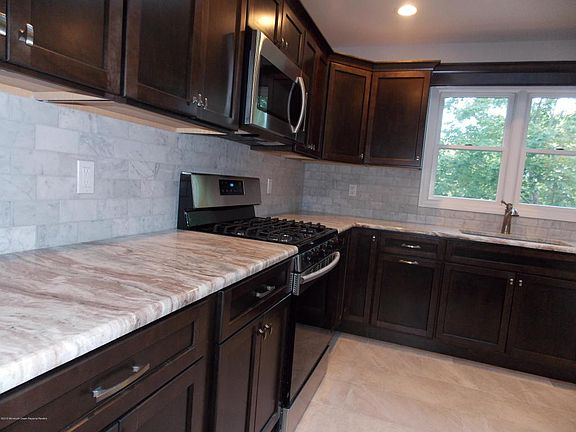 2nd image of 27 Layton Ave