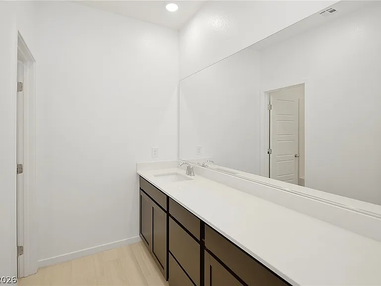254 Walsh Peak Ave — Photo 29