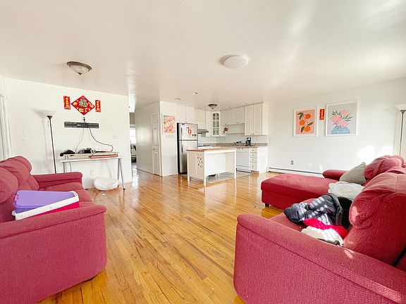 2nd image of 8112 Bay 16th St #2