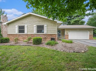 7269 Windgate Dr, Jenison, MI 49428