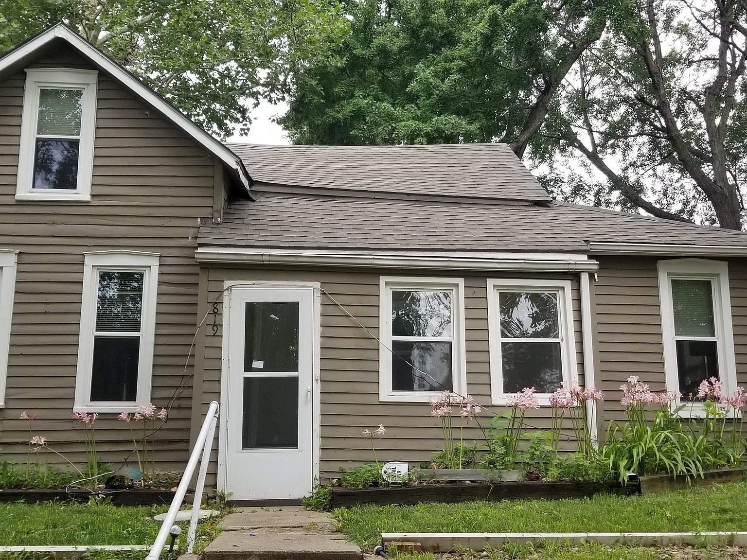 819 New Jersey Ave, Holton, KS 66436 MLS 230389 Zillow