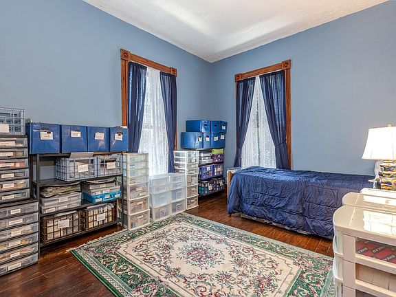 5th image of 514 Scioto St