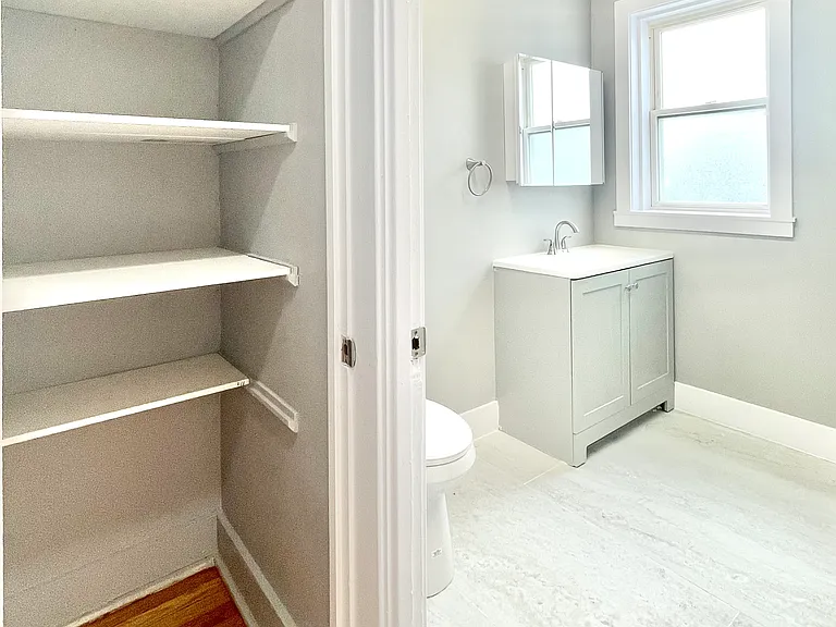 2809 W Lunt Ave #B3 — Photo 14