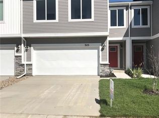320 NE Otter Dr, Waukee, IA 50263