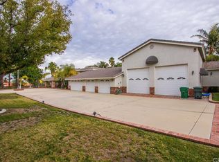 3001 Garretson Ave, Corona, CA 92881