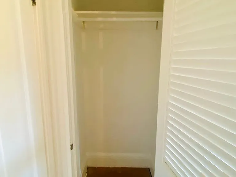 711 Chimborazo Blvd — Photo 27