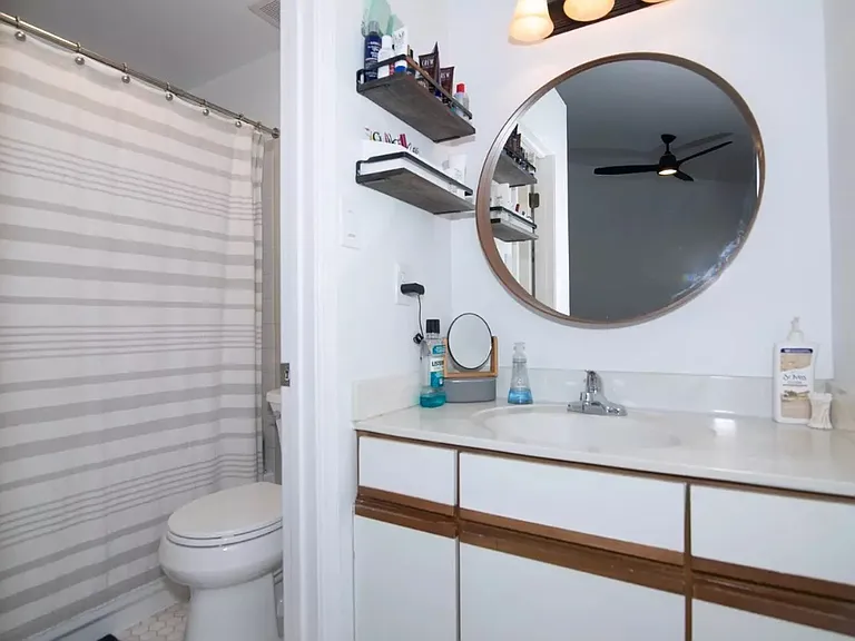 15798 Widewater Dr — Photo 19
