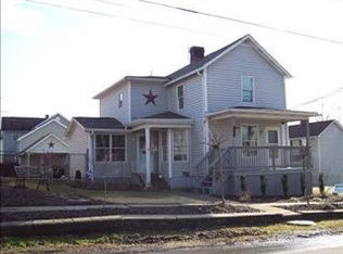 30 Sewickley Ave, Herminie, PA 15637