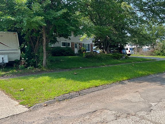 3rd image of 1479 Dundee Dr