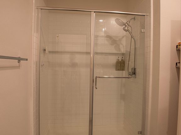 3rd image of 10412 Harlow Cir