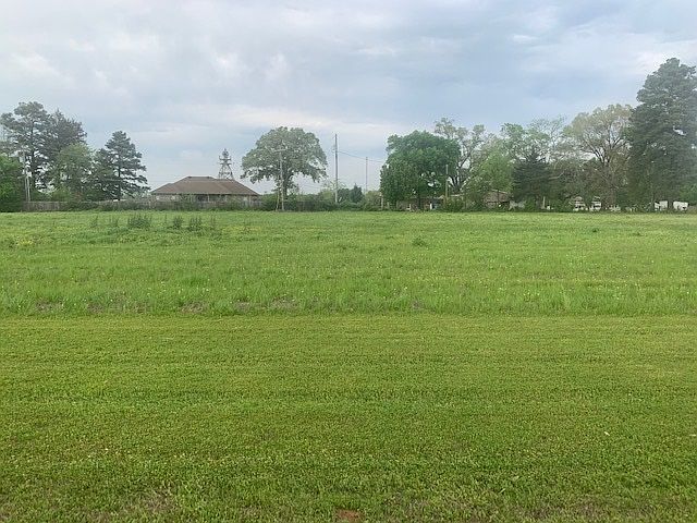 1st image of 4503 Windsor Park Ln