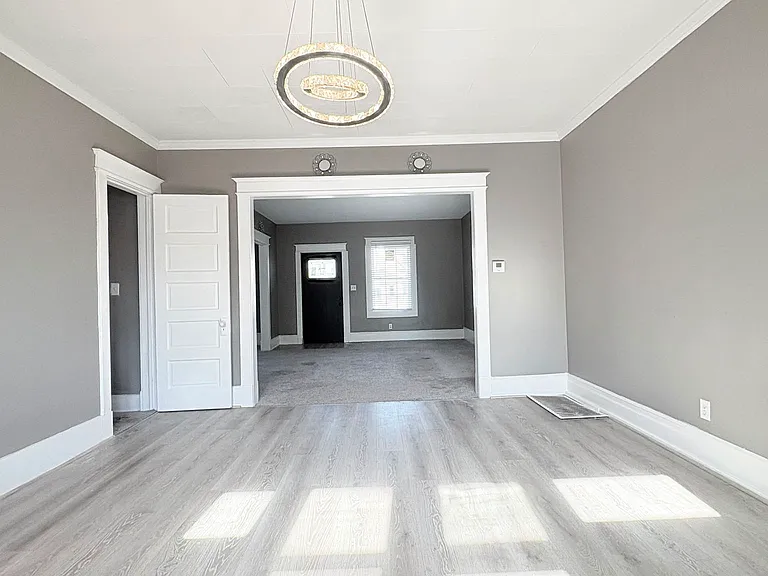 328 Willard St — Photo 6