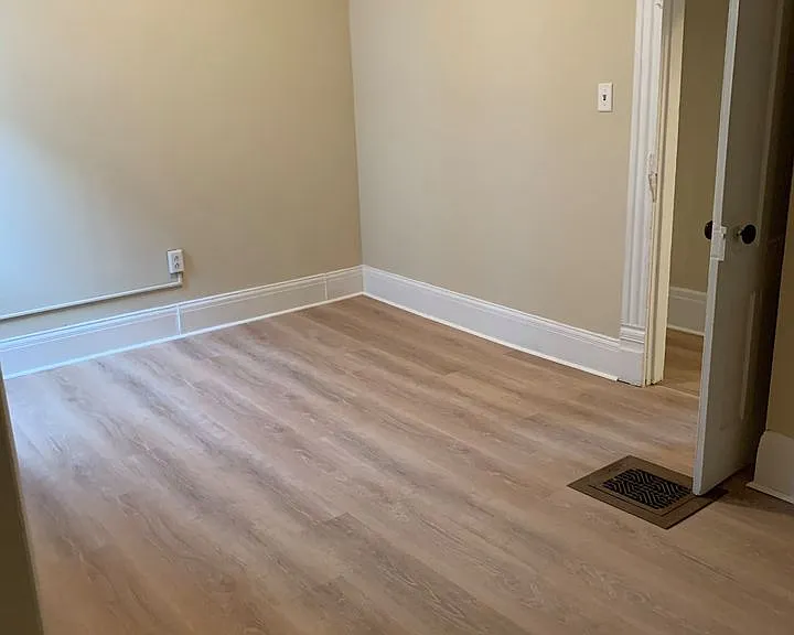 308 Whittier Ave #2 — Photo 10
