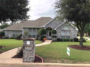 3710 Village Bnd, Paris, TX 75462