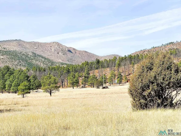 158 Roxie Rd, Las Vegas, NM 87701