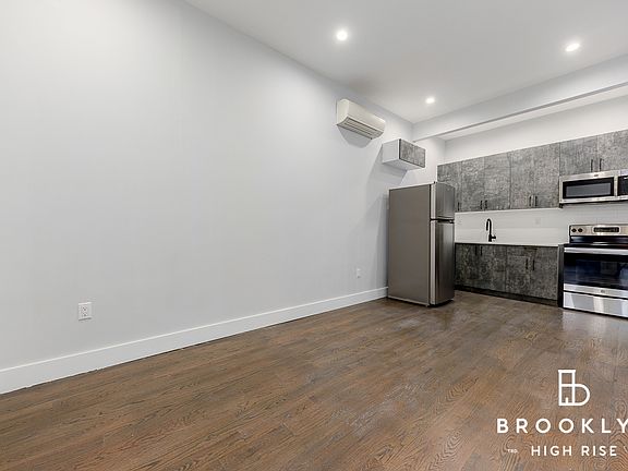 2nd image of 320 Mac Dougal St #3H