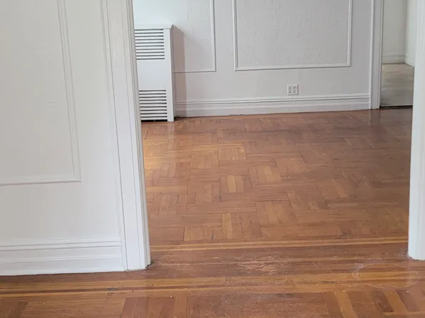 650 E 235th St Floor 1, Bronx, NY 10466