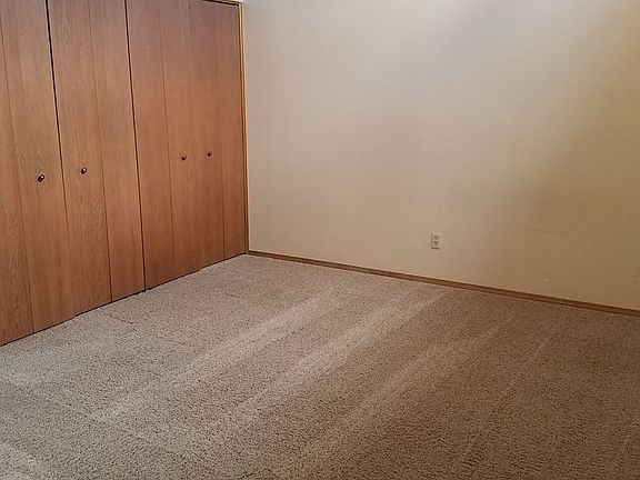 3rd image of 5046 Rainbow Harbour Cir