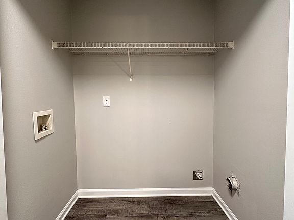 3rd image of 1818 Rocky View Way APT 207