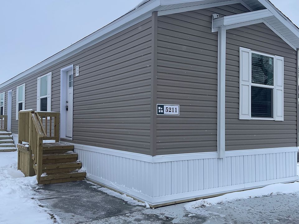 1st image of 5407 Aloha Ln #122